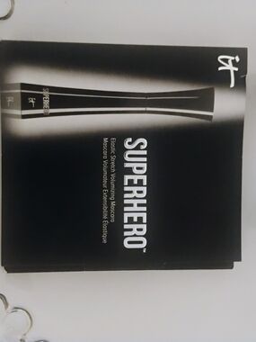 it cosmetics Superhero Mascara Box - Black and White
